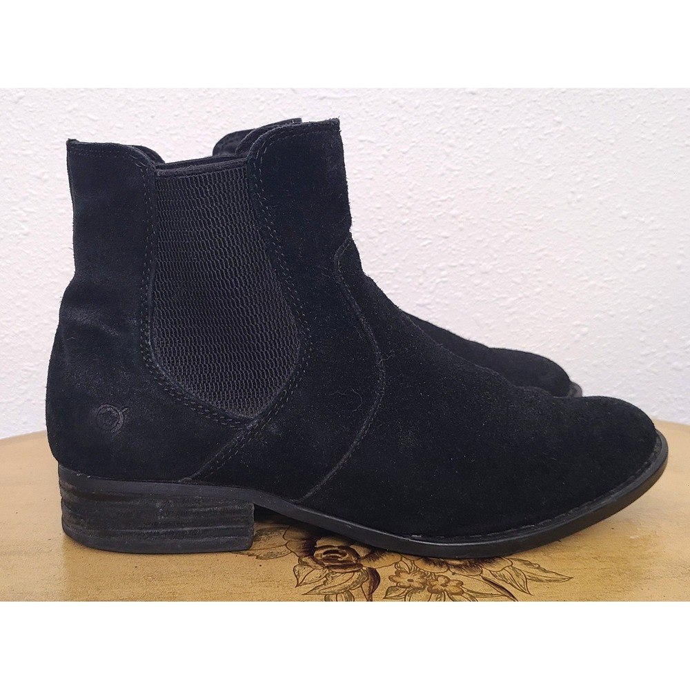 Born Black Suede US 9.5 Flat Ankle Chelsea Boots Quiet Luxury Old‎ Money Casual
